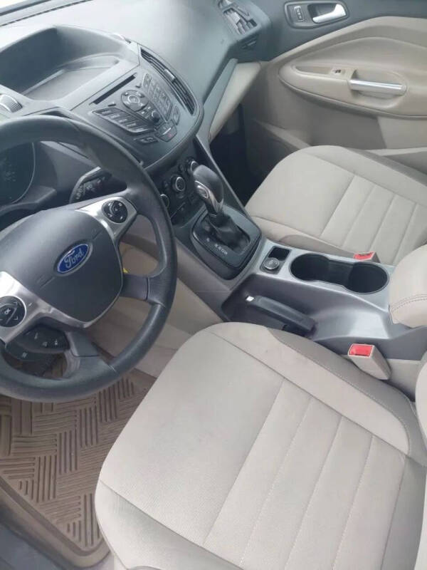 2015 Ford Escape SE