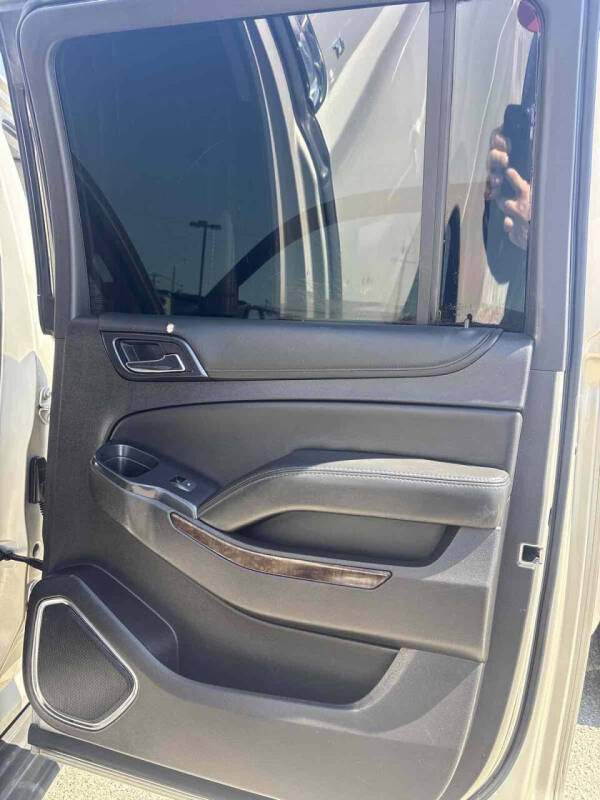 2017 Chevrolet Suburban LT