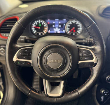 2017 Jeep Renegade Trailhawk