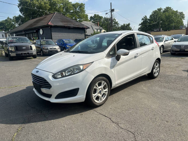 2015 Ford Fiesta SE