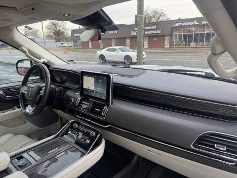 2020 Lincoln Navigator Black Label