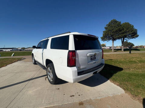 2017 Chevrolet Suburban LS