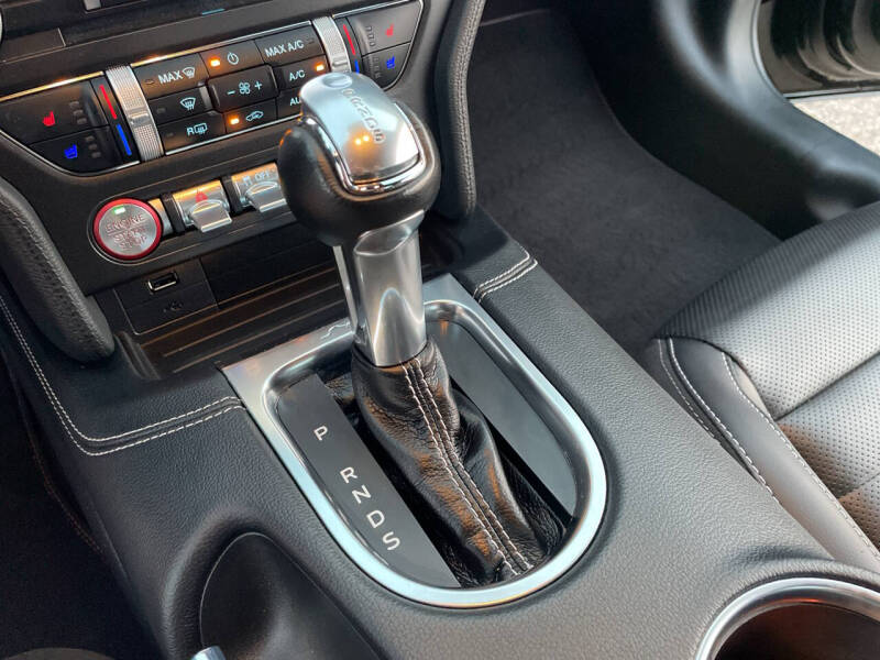2023 Ford Mustang Mach 1