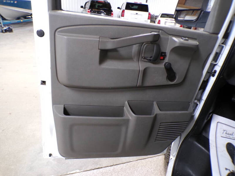 2021 Chevrolet Express LS 3500