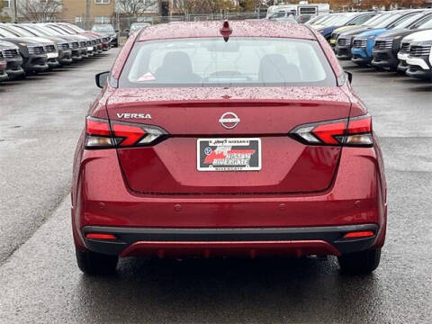 2025 Nissan Versa SV