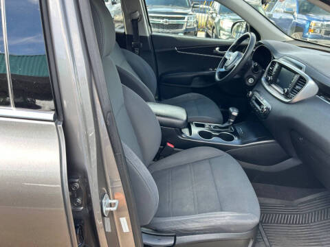 2019 Kia Sorento LX V6