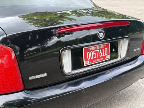 2005 Cadillac DeVille DTS