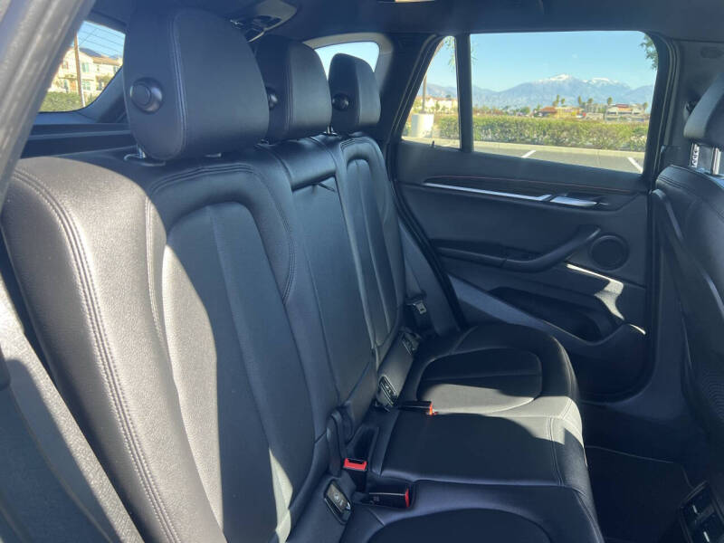 2021 BMW X1 sDrive28i