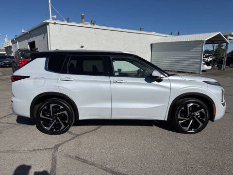 2024 Mitsubishi Outlander SEL