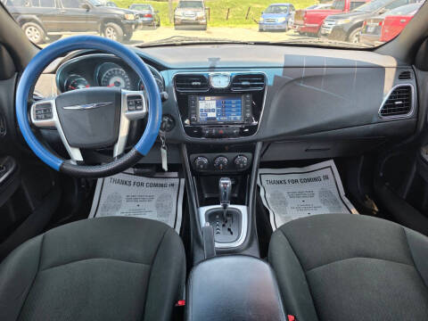 2011 Chrysler 200 Touring