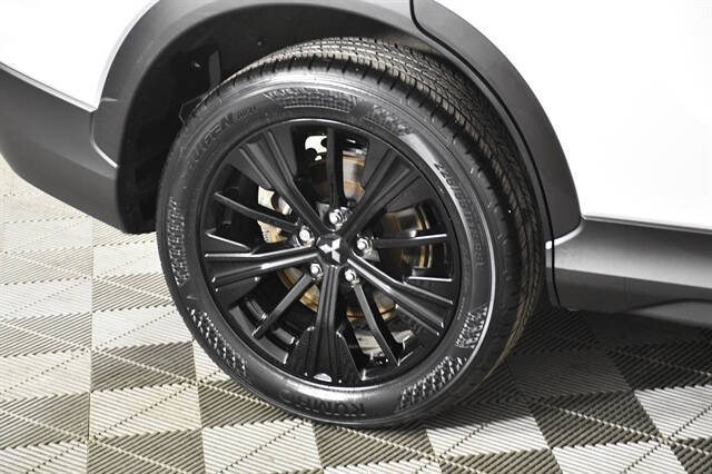 2022 Mitsubishi Eclipse Cross LE