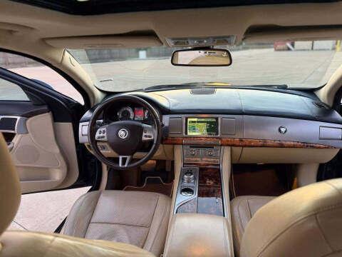 2010 Jaguar XF Premium