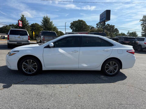 2017 Toyota Camry SE