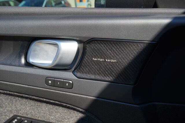 2023 Volvo XC40 Recharge Twin Ultimate