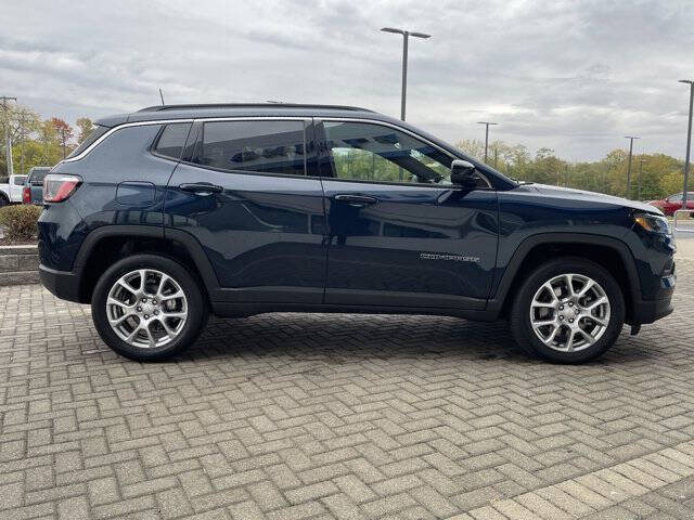 2024 Jeep Compass Latitude Lux