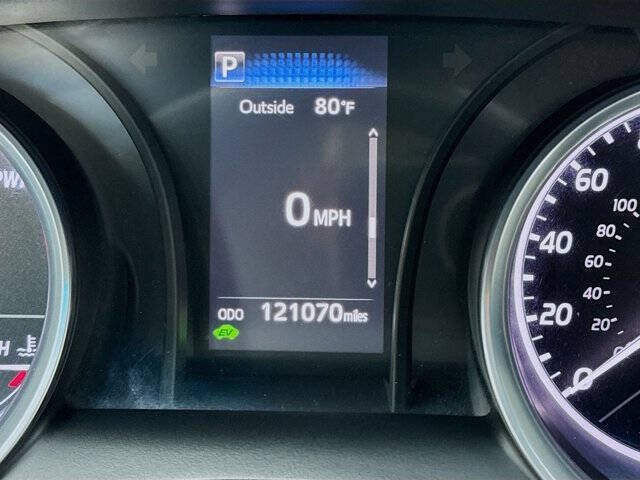 2018 Toyota Camry Hybrid SE