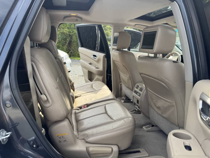 2014 Nissan Pathfinder S