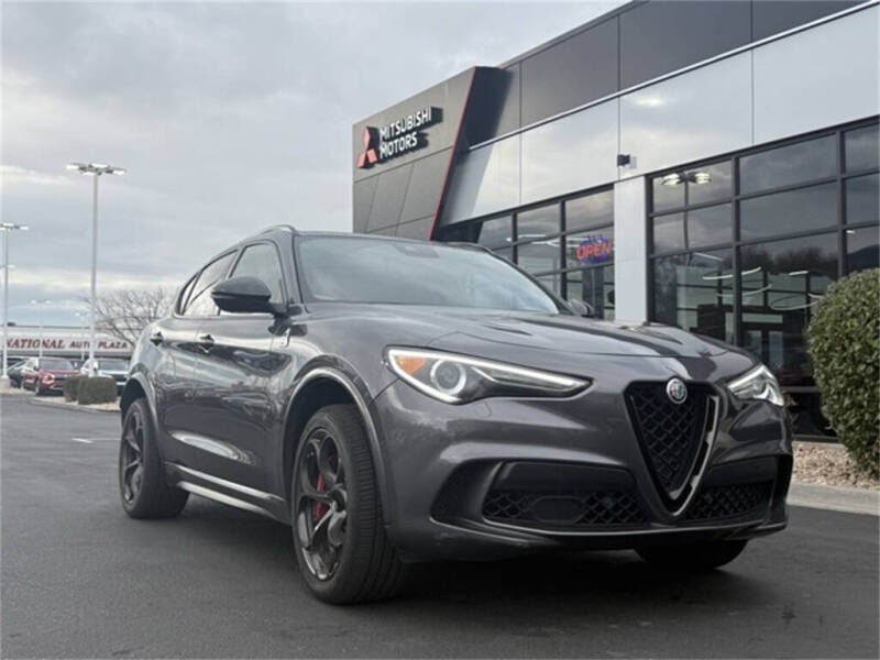 2021 Alfa Romeo Stelvio Quadrifoglio