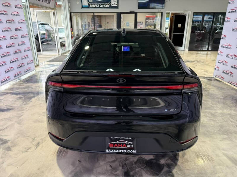 2025 Toyota Prius LE
