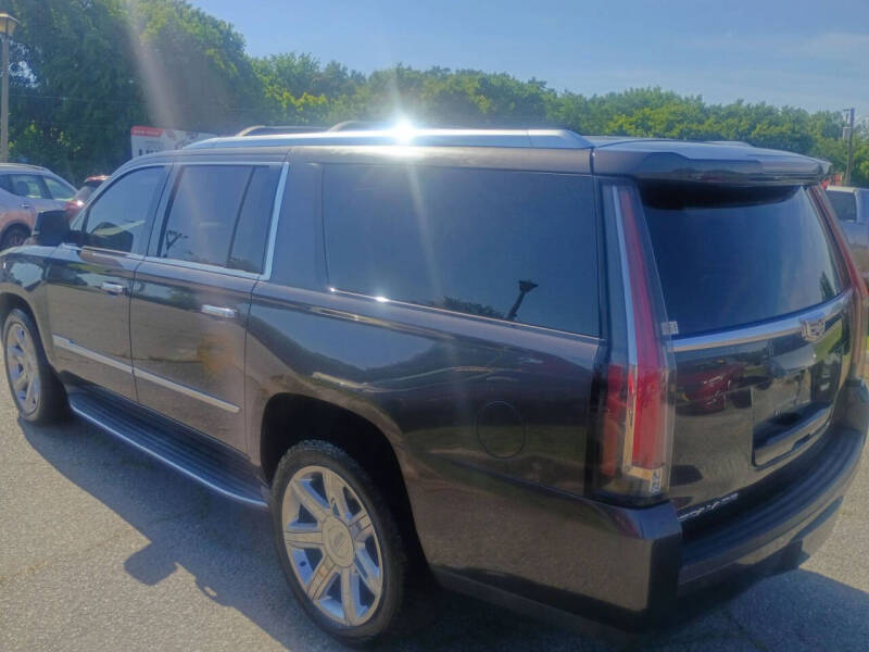 2016 Cadillac Escalade ESV Luxury Collection