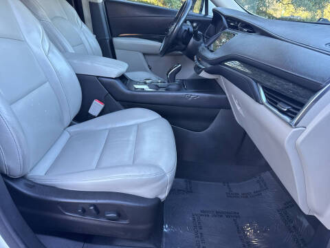 2021 Cadillac XT4 Premium Luxury