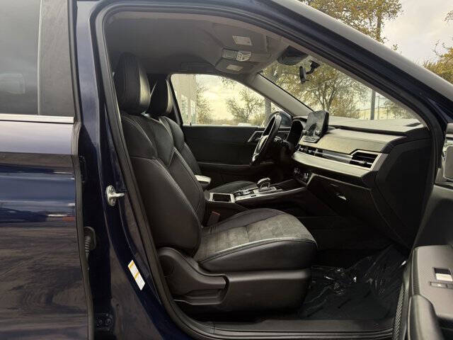 2023 Mitsubishi Outlander SE