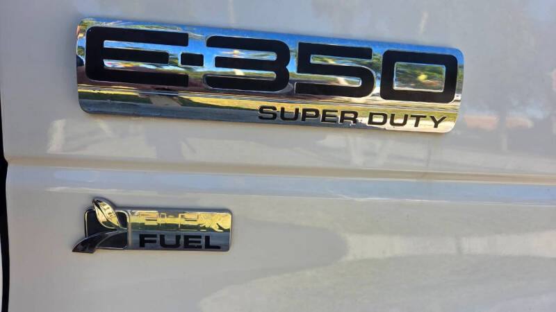 2016 Ford E-Series E-350 SD