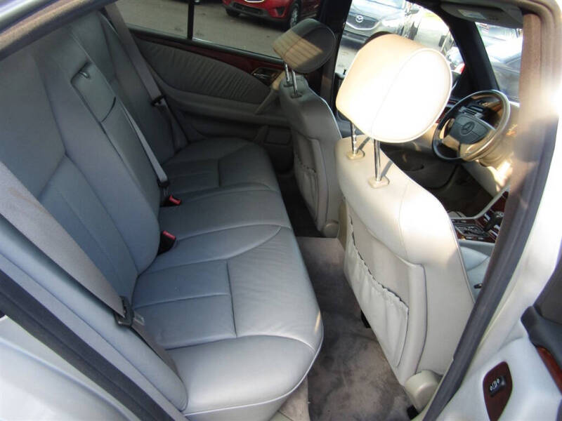 1997 Mercedes-Benz E-Class E 320