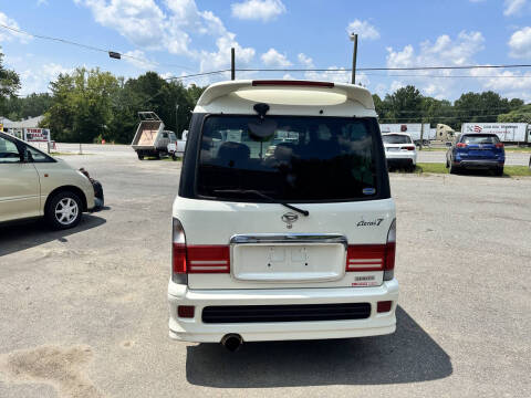 2000 Daihatsu Atrai 7