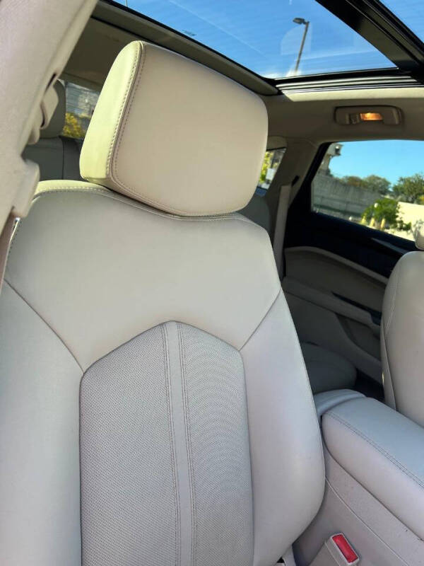 2012 Cadillac SRX Performance Collection