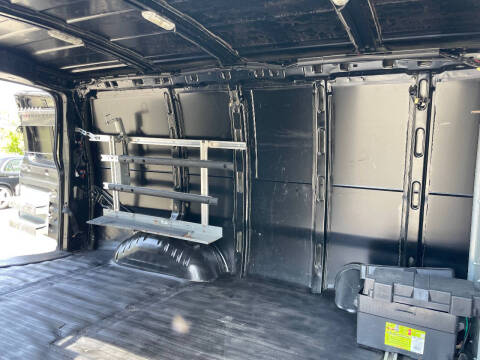 2018 Chevrolet Express 2500