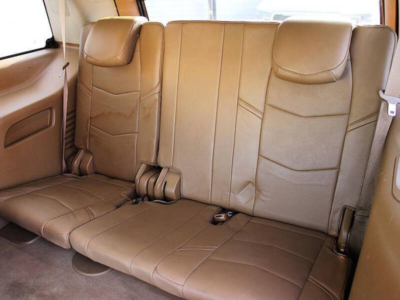 2016 Cadillac Escalade Platinum