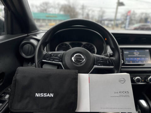2018 Nissan Kicks S