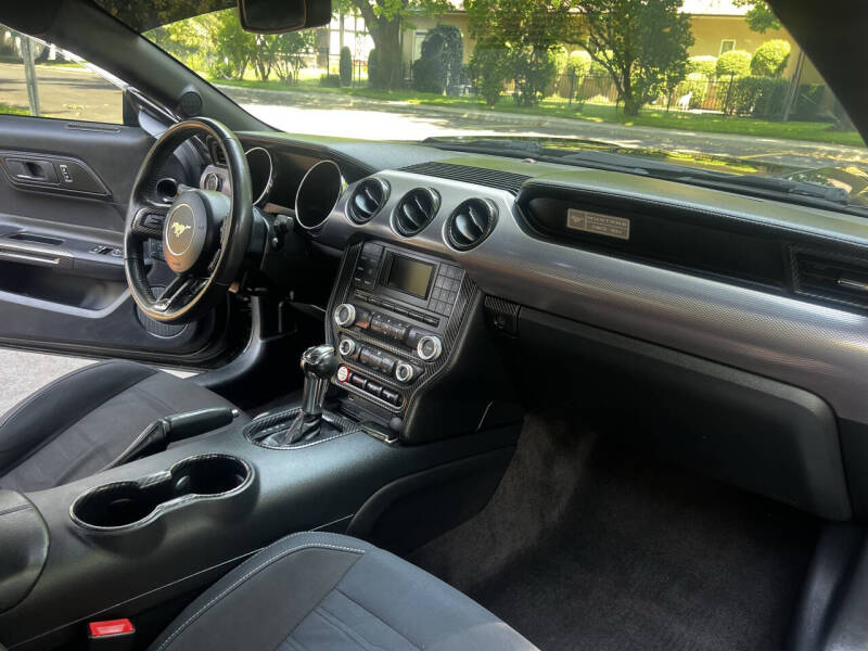 2015 Ford Mustang EcoBoost