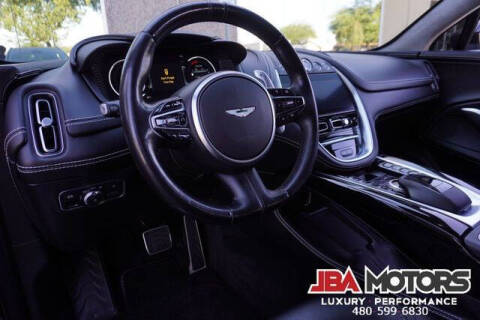 2021 Aston Martin DBX