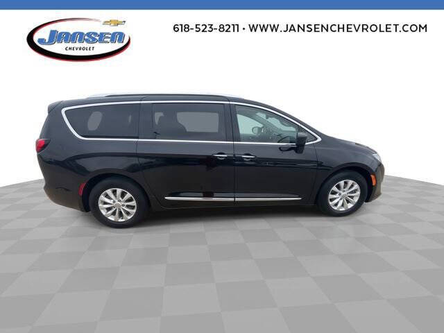 2018 Chrysler Pacifica Touring L Plus