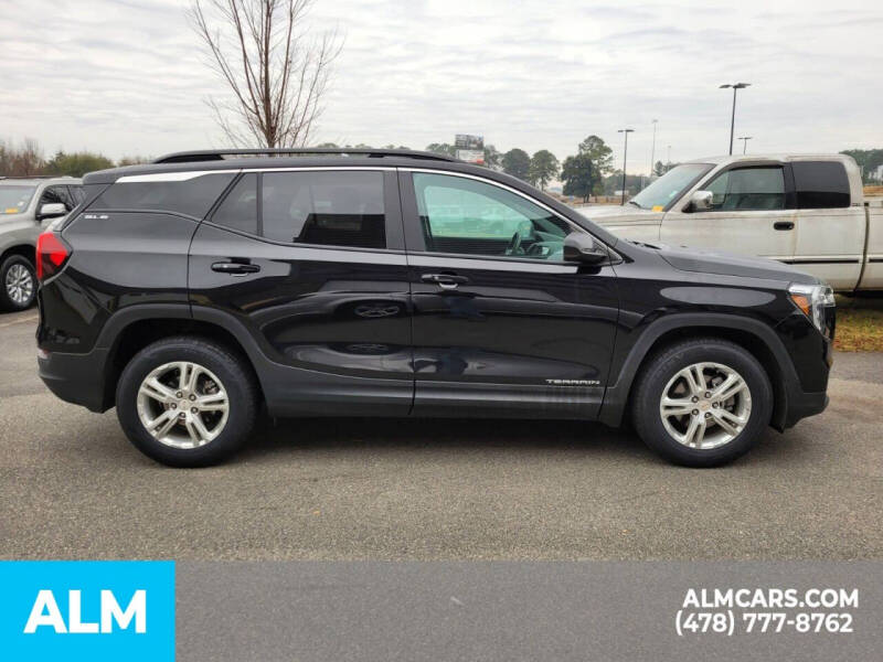 2022 GMC Terrain SLE