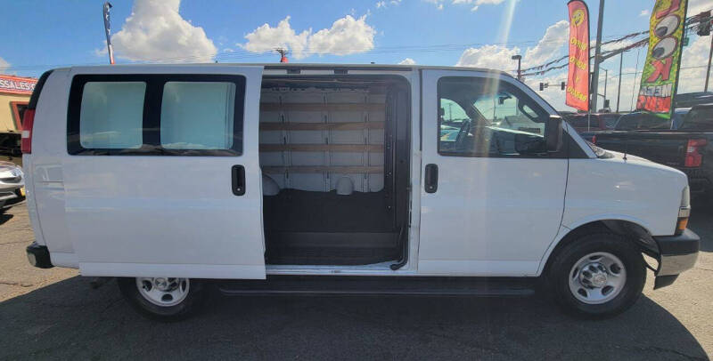 2019 Chevrolet Express 2500
