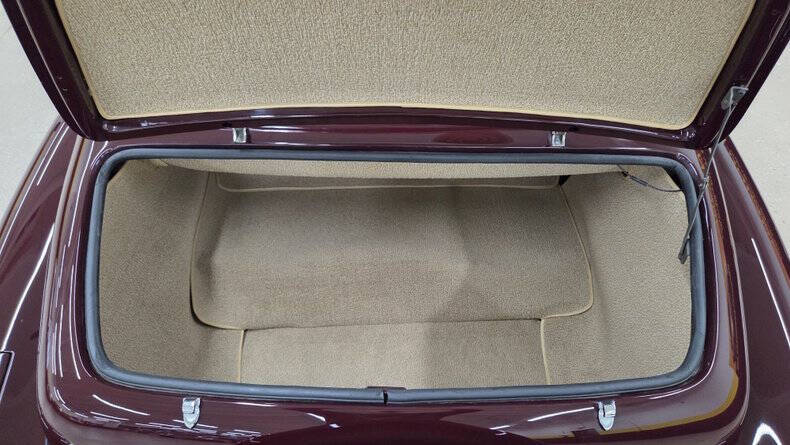 1947 Lincoln Continental
