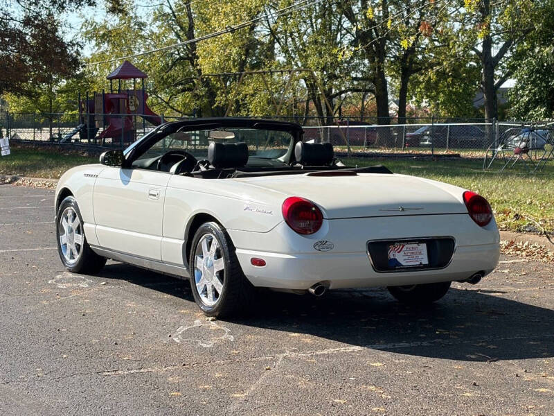2002 Ford Thunderbird Deluxe