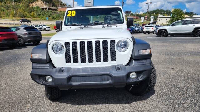 Used 2020 Jeep Gladiator Sport with VIN 1C6HJTAG0LL185397 for sale in Hazard, KY