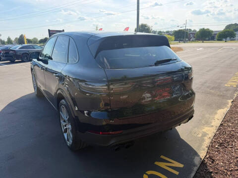 2020 Porsche Cayenne S