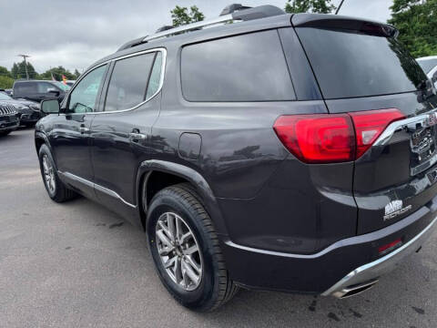 2017 GMC Acadia Denali