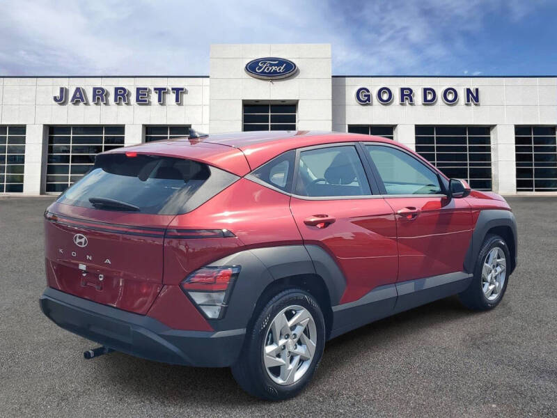 2025 Hyundai Kona SE