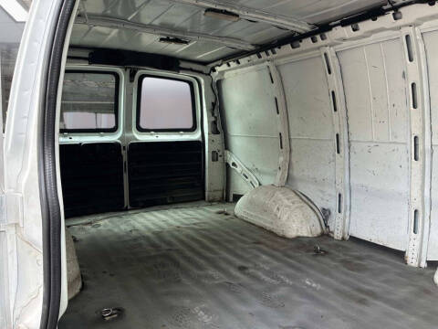 2020 Chevrolet Express 2500