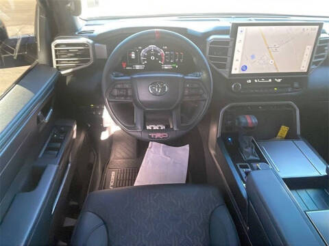 2025 Toyota Sequoia SR5