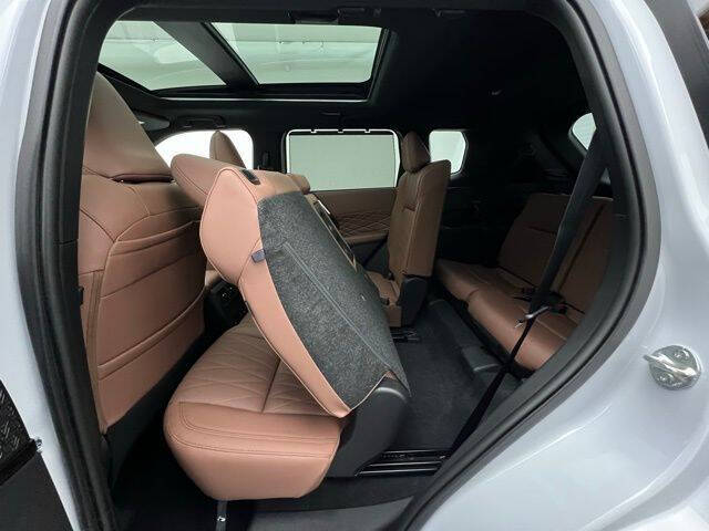 2025 Mitsubishi Outlander SEL