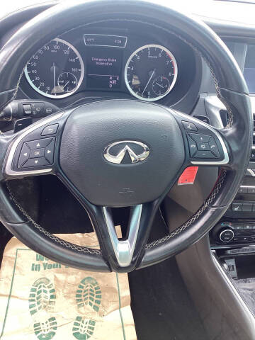 2018 Infiniti QX30 Premium