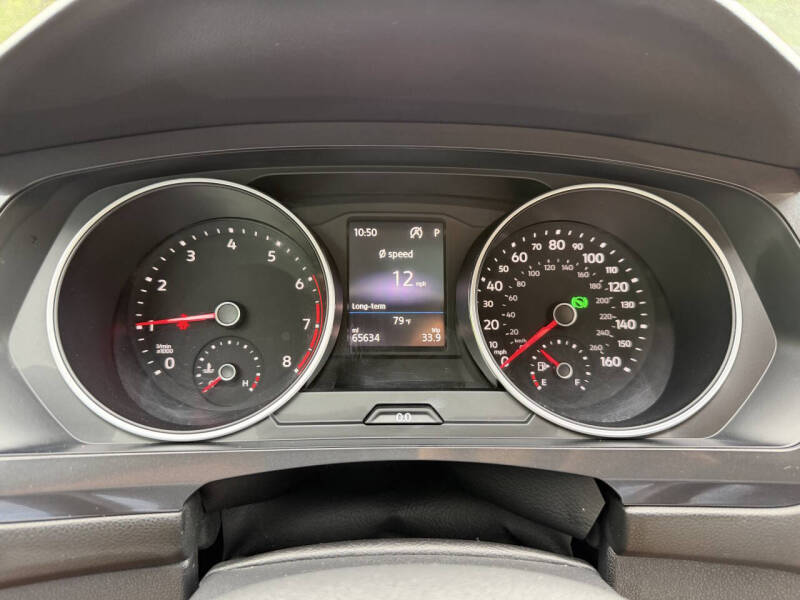 2020 Volkswagen Tiguan SE - Photo 7