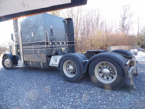 2003 Peterbilt 379